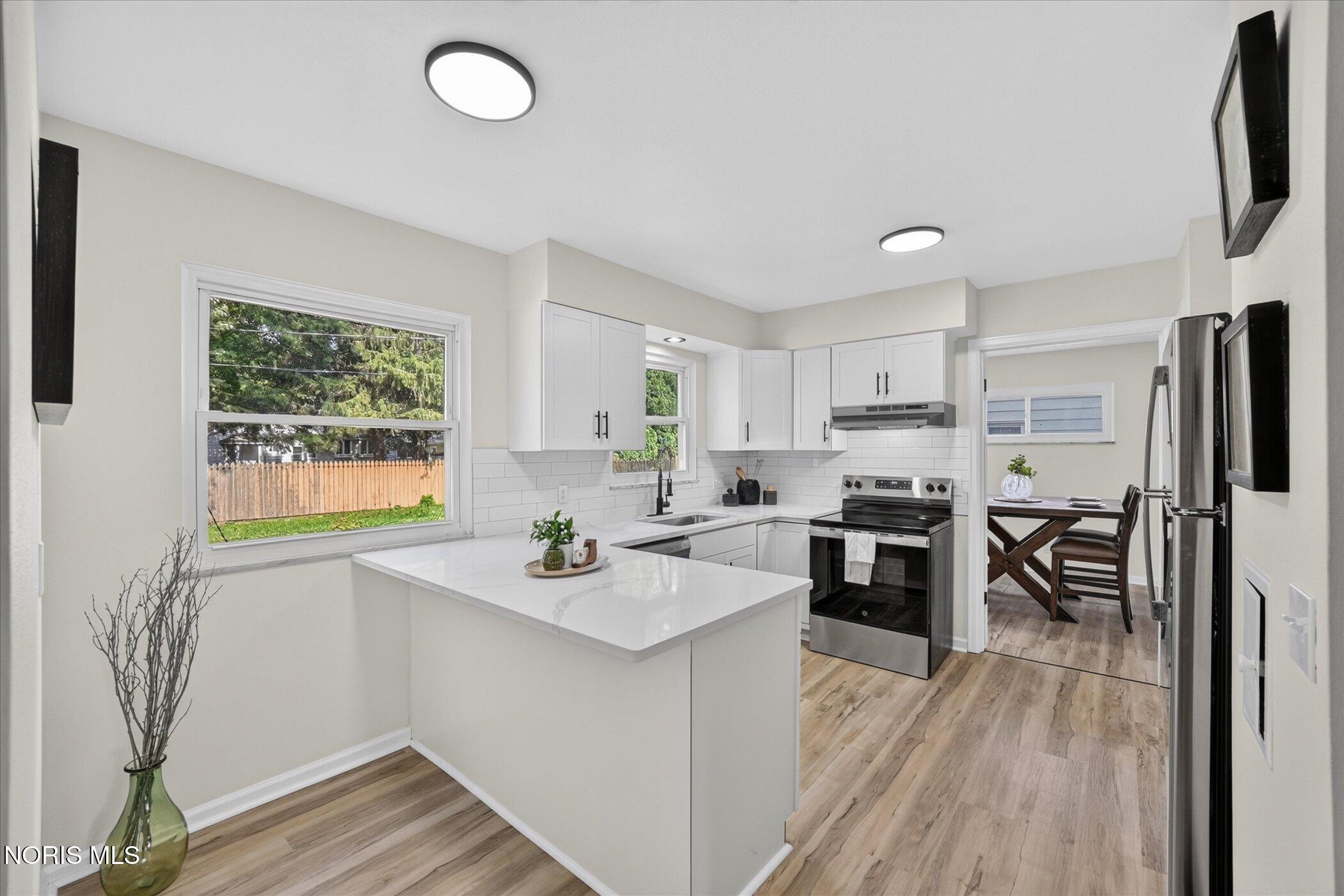 1861 Lynbrook Drive