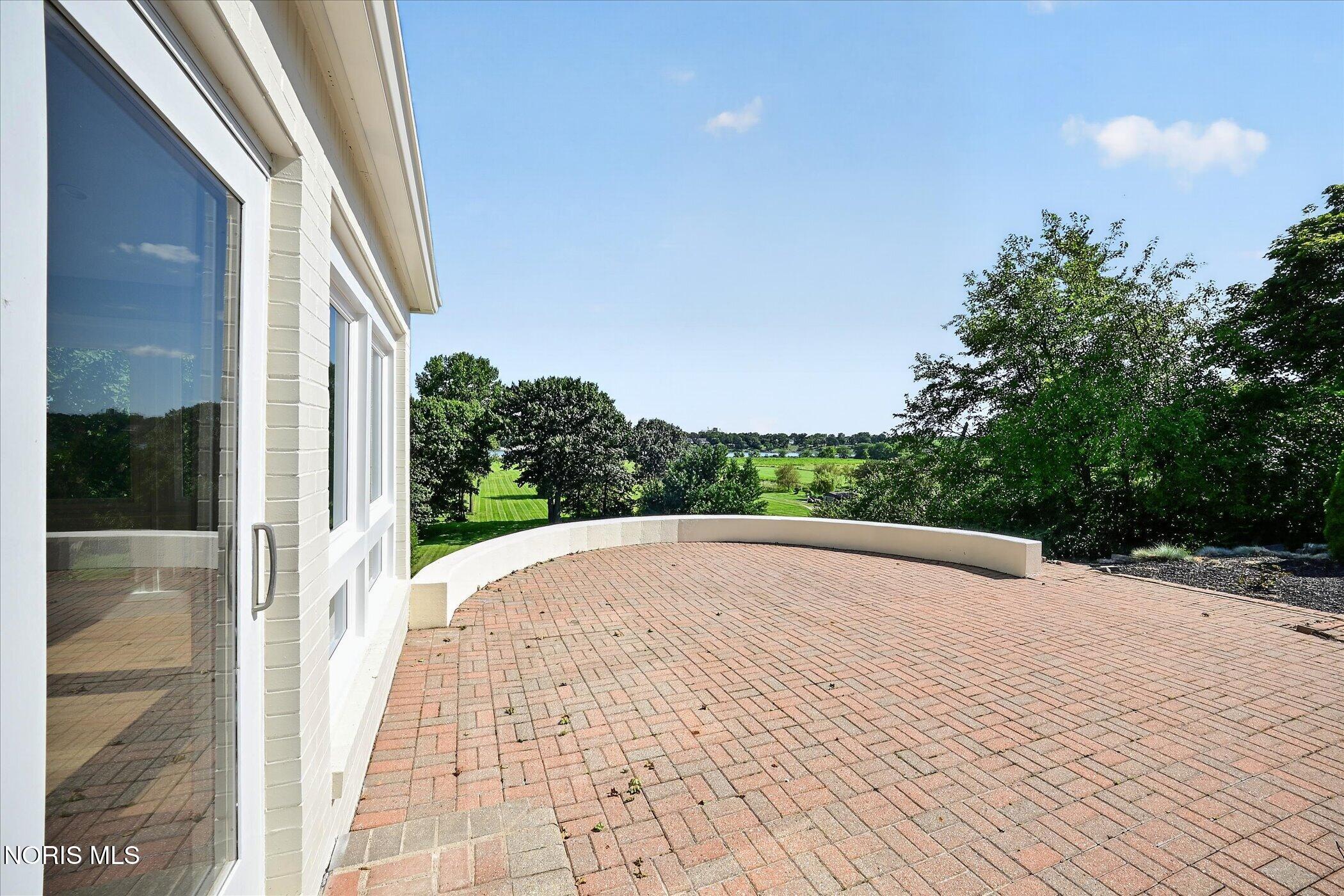 2708 Riverview Drive