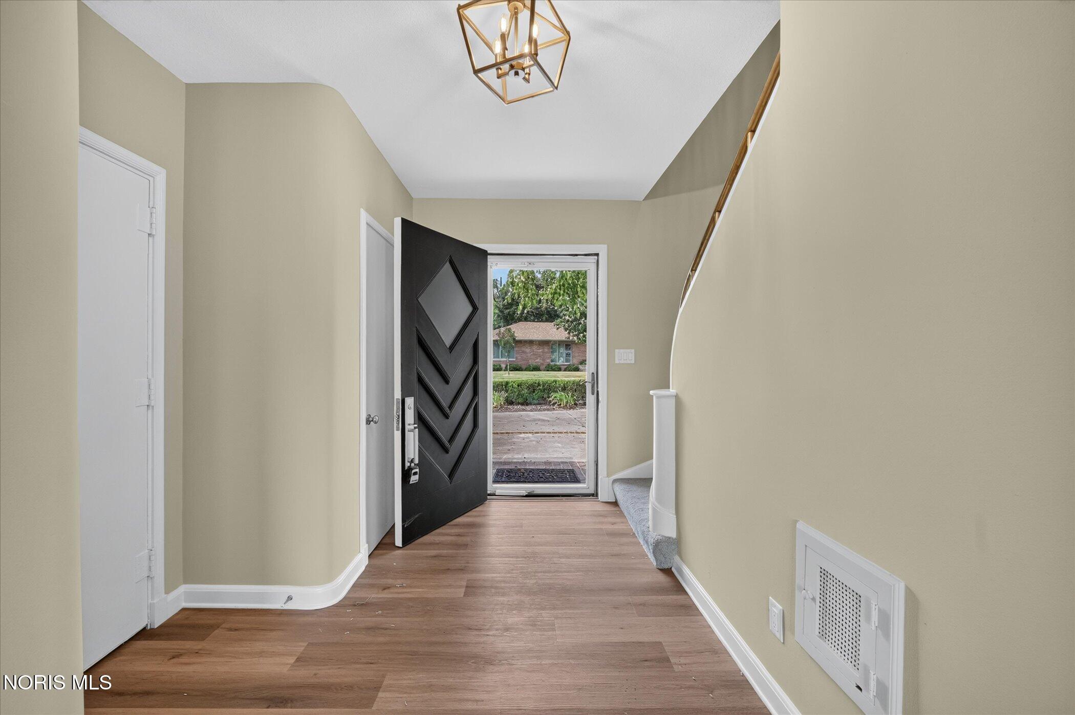 2708 Riverview Drive