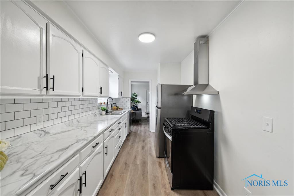 315 W Crawford Avenue