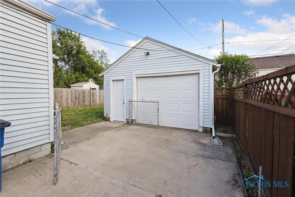 315 W Crawford Avenue