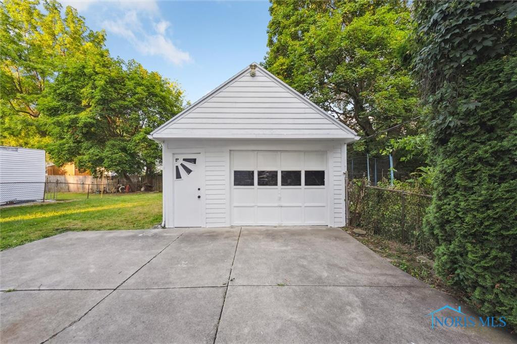 518 Clifton Boulevard