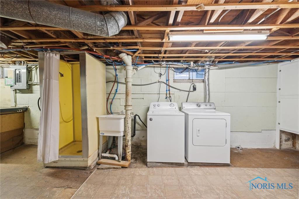 518 Clifton Boulevard