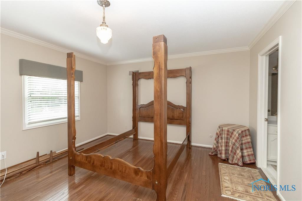 4042 Newcastle Drive