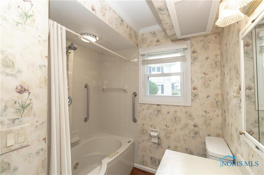 4042 Newcastle Drive