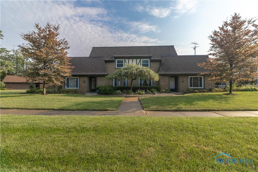 4042 Newcastle Drive