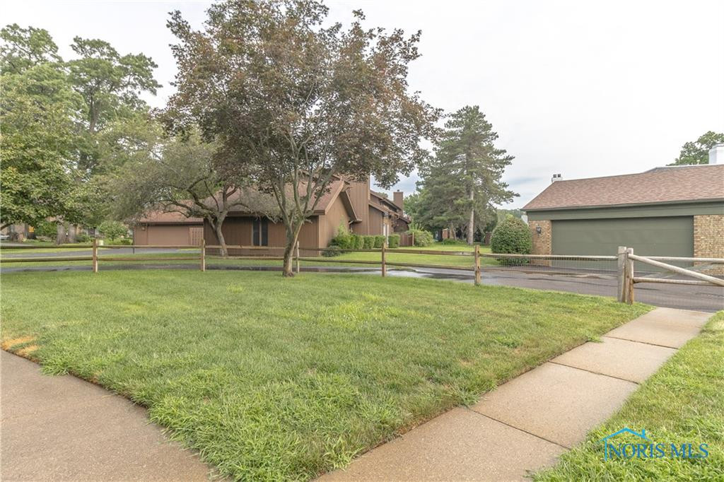 4042 Newcastle Drive