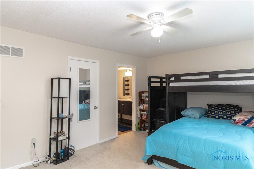 4042 Newcastle Drive