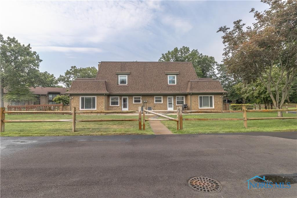 4042 Newcastle Drive