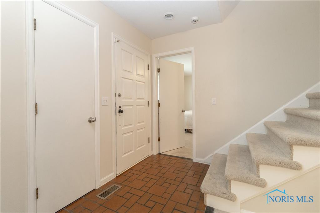 4042 Newcastle Drive