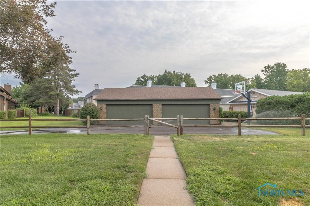 4042 Newcastle Drive