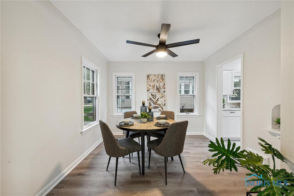 3554 Hazelhurst Avenue