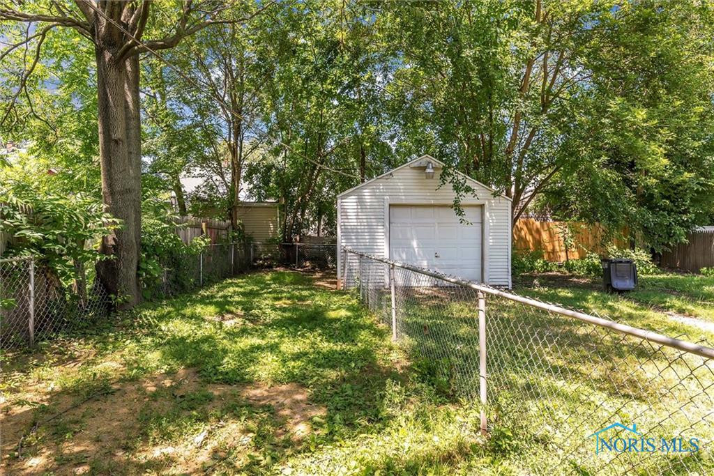 1928 Loxley Road