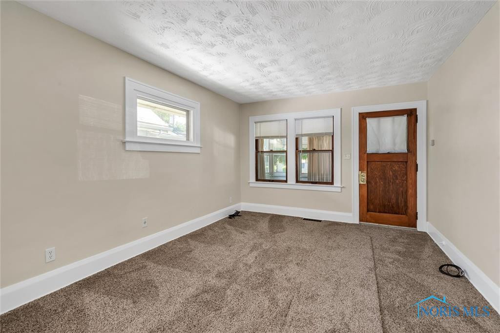1928 Loxley Road