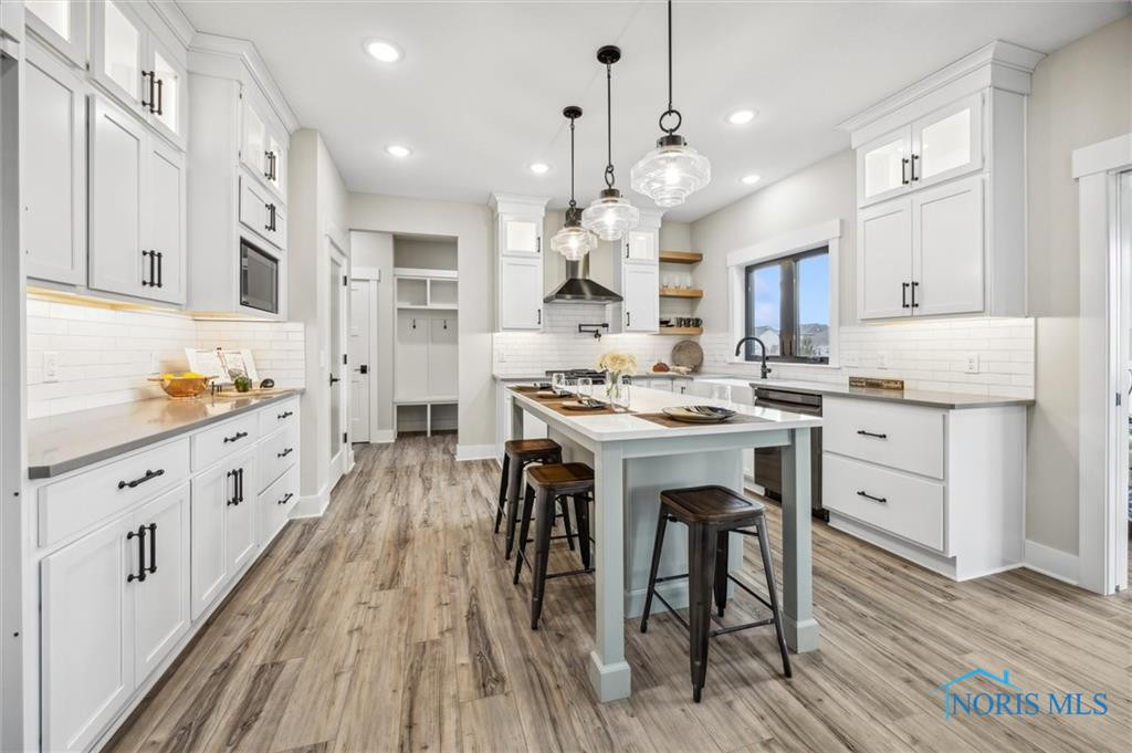 6019 Walnut Springs Boulevard