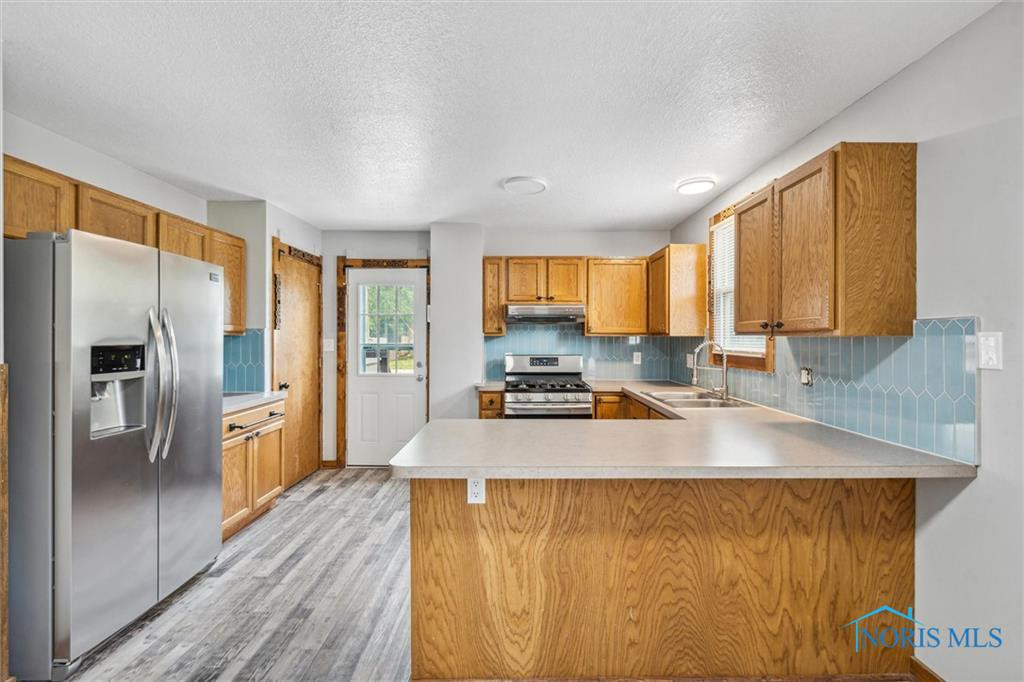 196 W Sylvania Avenue