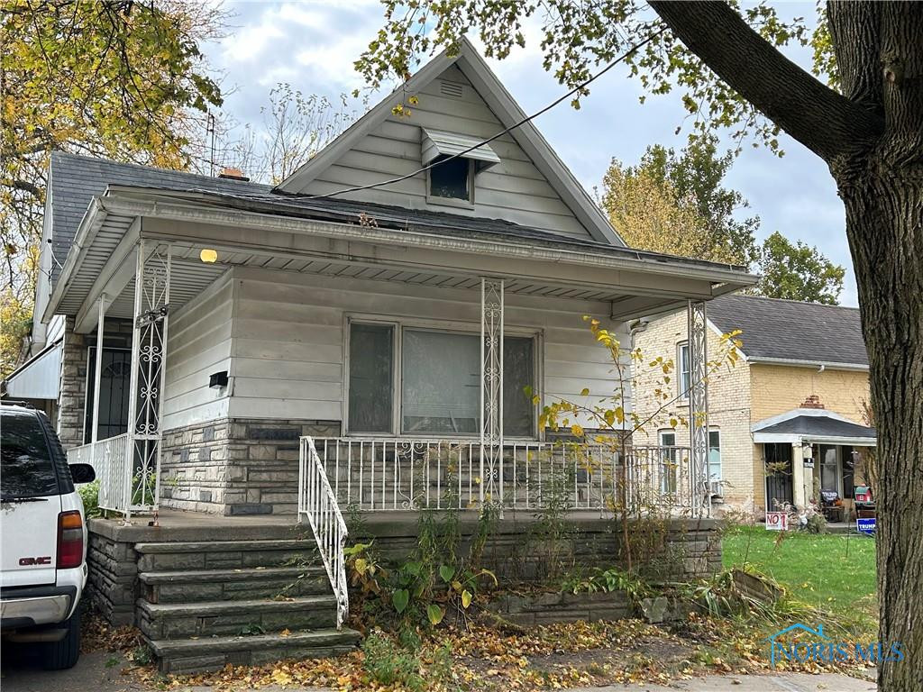 158 Everett Street