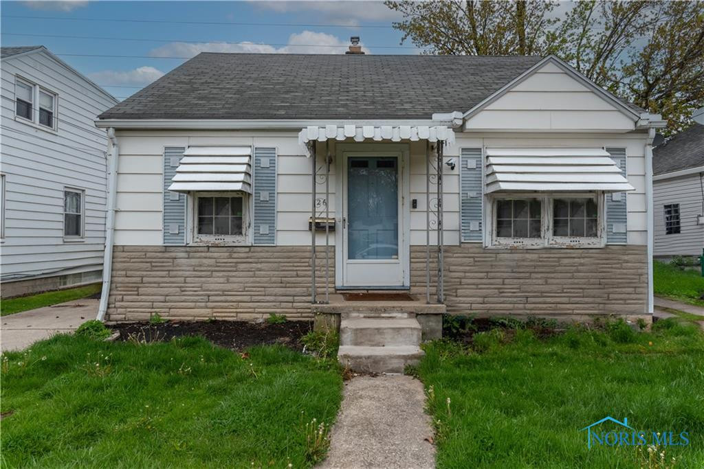 126 W Crawford Avenue