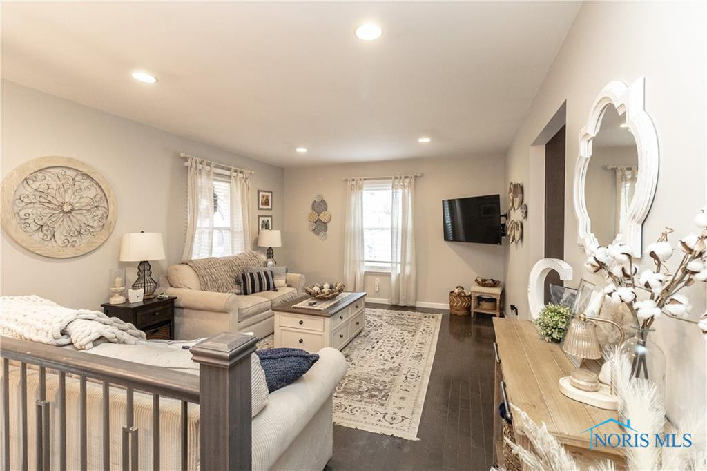 6401 Wedgewood Drive