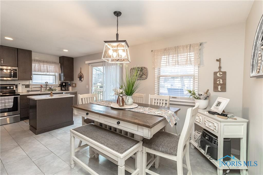 6401 Wedgewood Drive