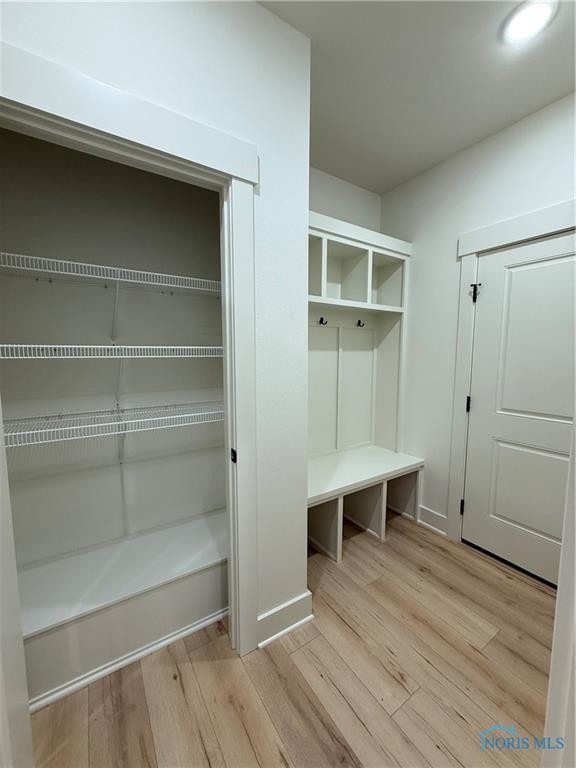 727 Ridge Lake Court