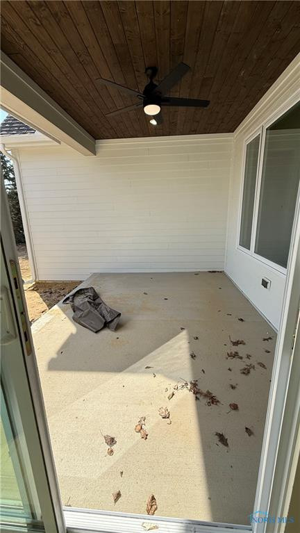 727 Ridge Lake Court