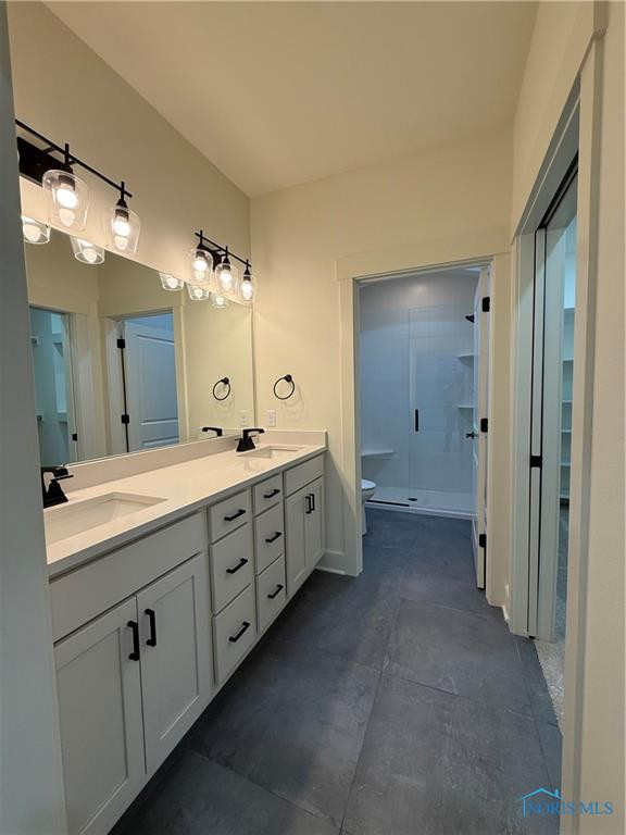 727 Ridge Lake Court