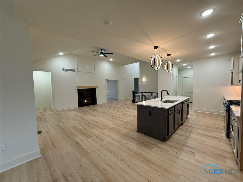 727 Ridge Lake Court