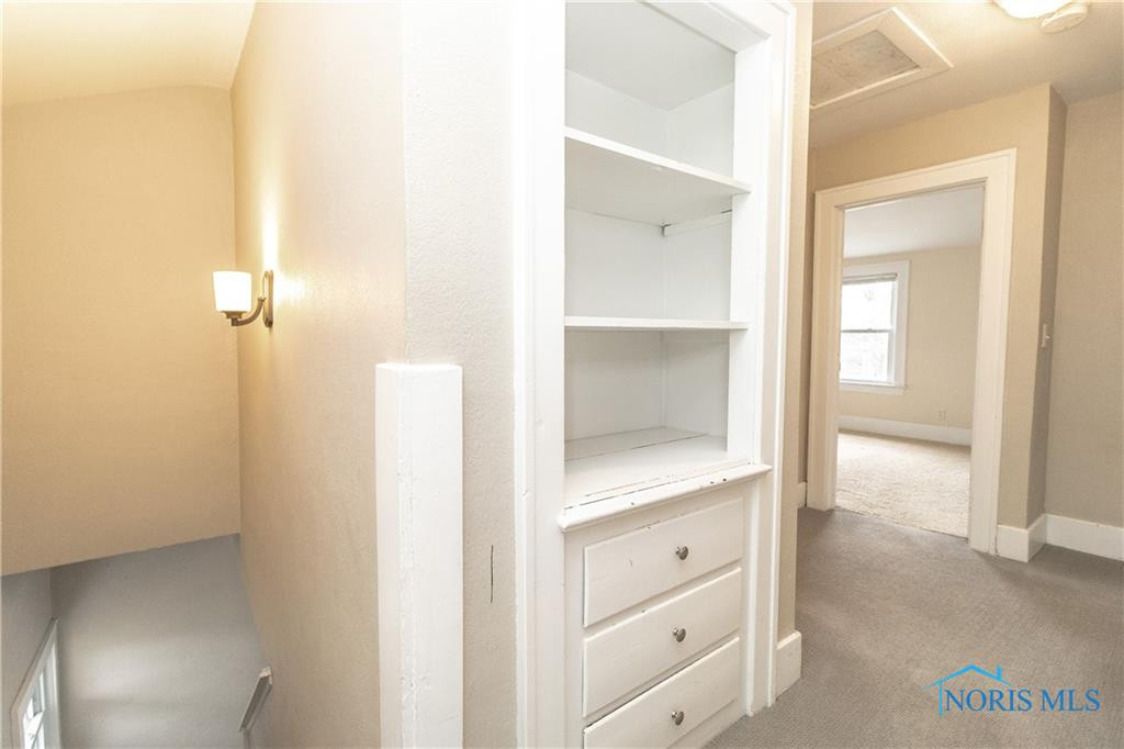 2756 Kingsford Drive