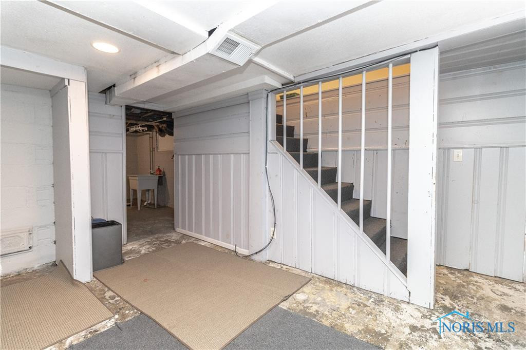 2756 Kingsford Drive