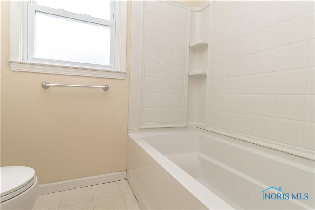 2756 Kingsford Drive