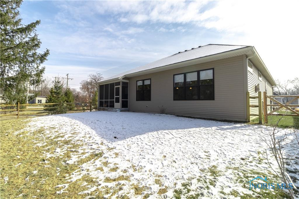 7508 King Acres Drive