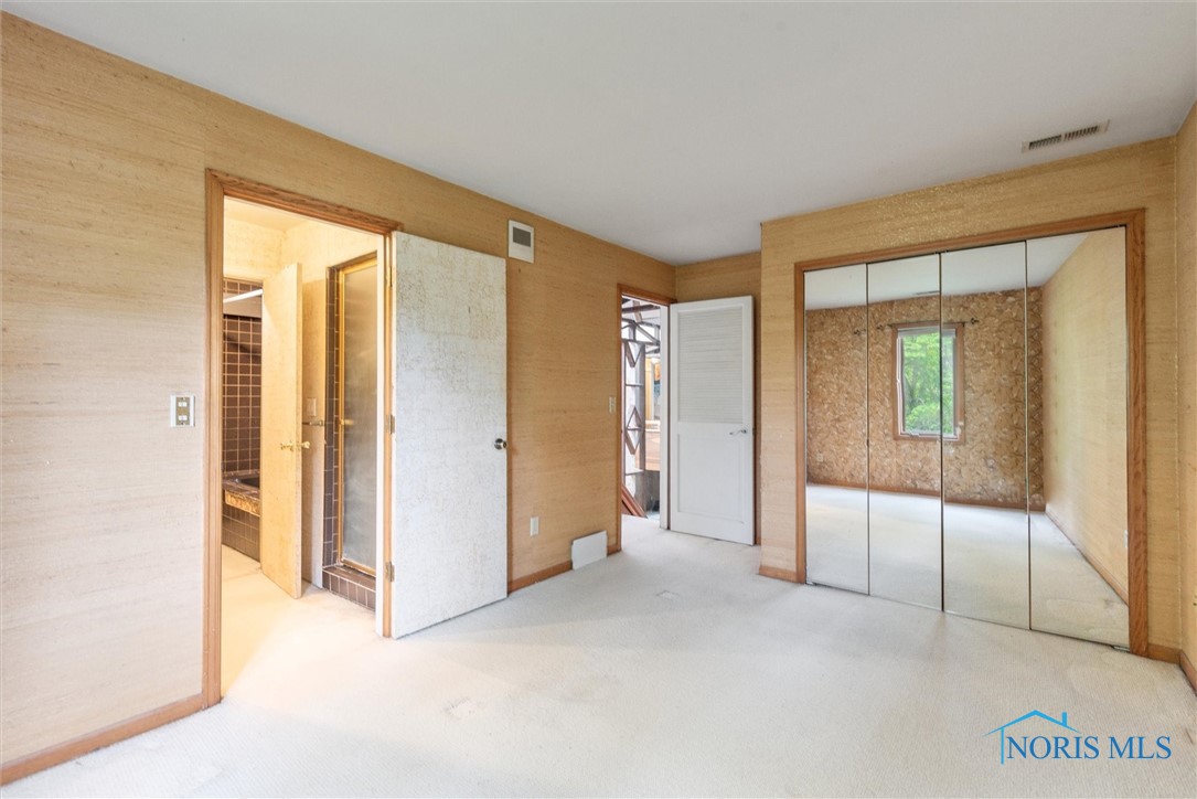1250 Hidden Ridge Road