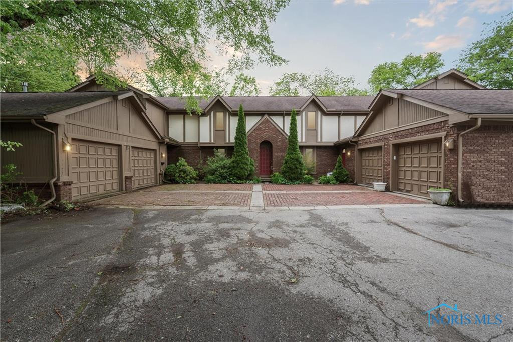 1250 Hidden Ridge Road