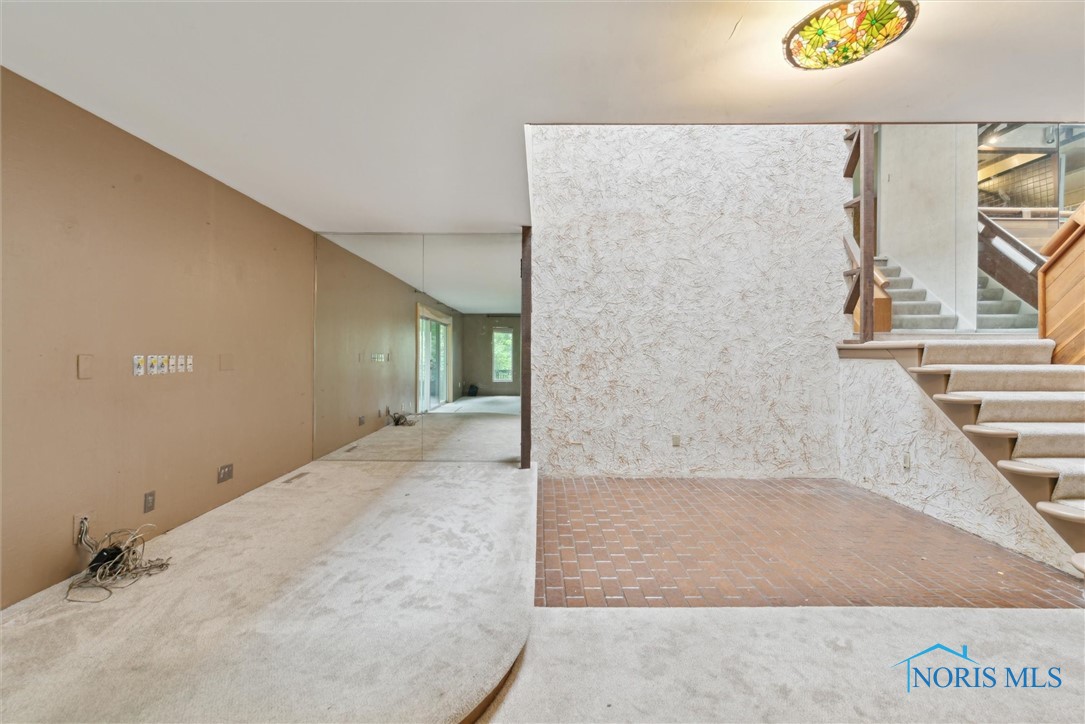 1250 Hidden Ridge Road