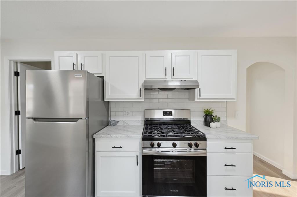 1006 Brookley Boulevard