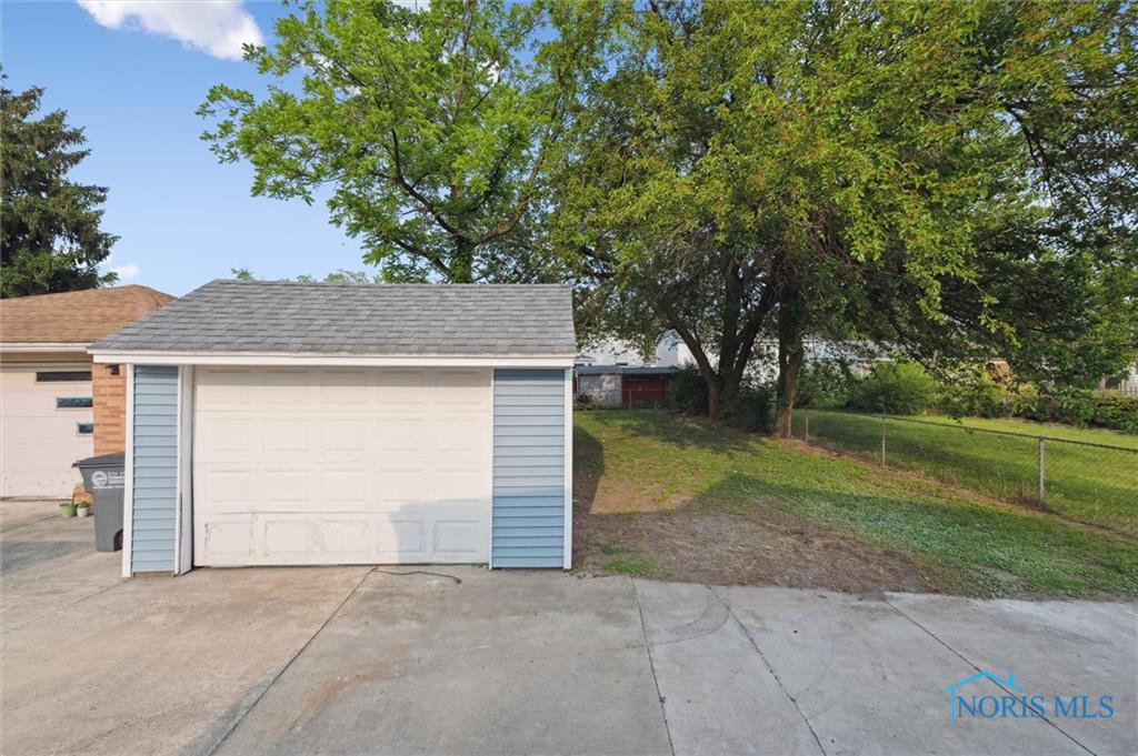 1006 Brookley Boulevard