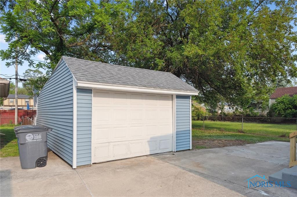 1006 Brookley Boulevard