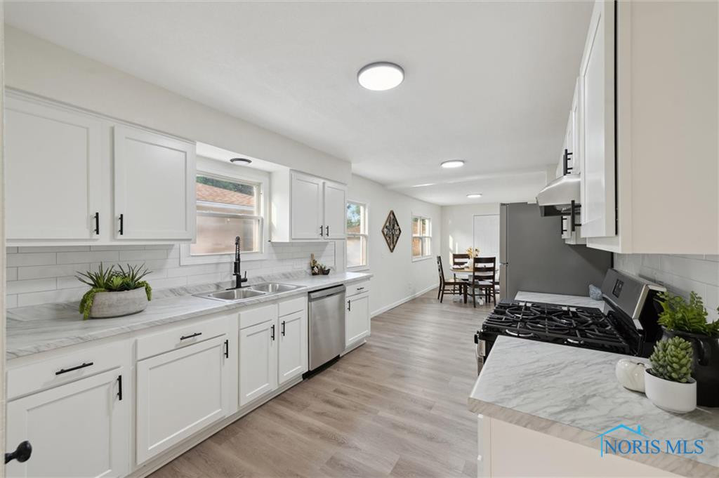 1006 Brookley Boulevard