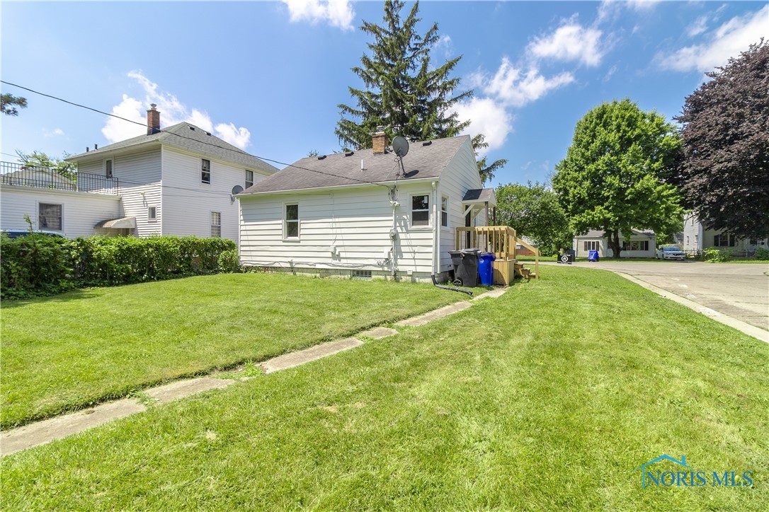 926 Searles Road