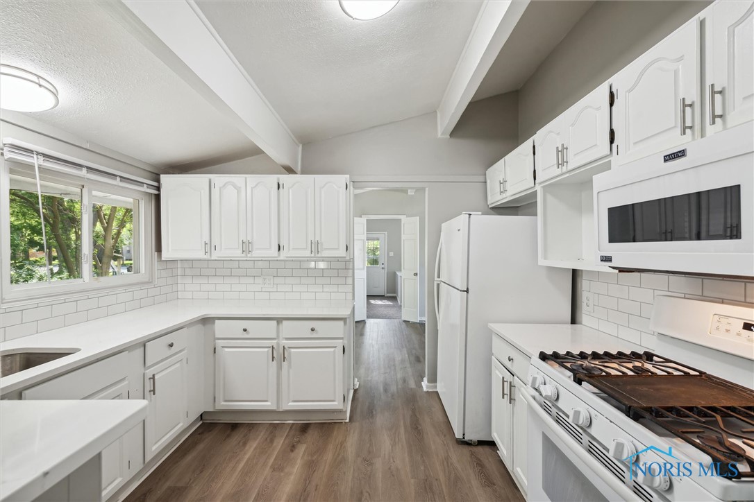 804 Village Trail Drive