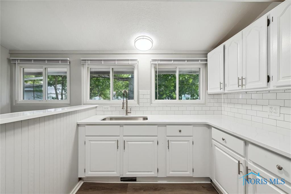 804 Village Trail Drive