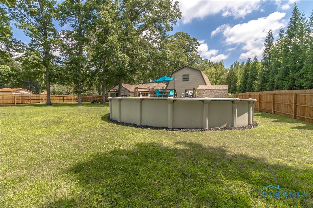 8411 Larch Road