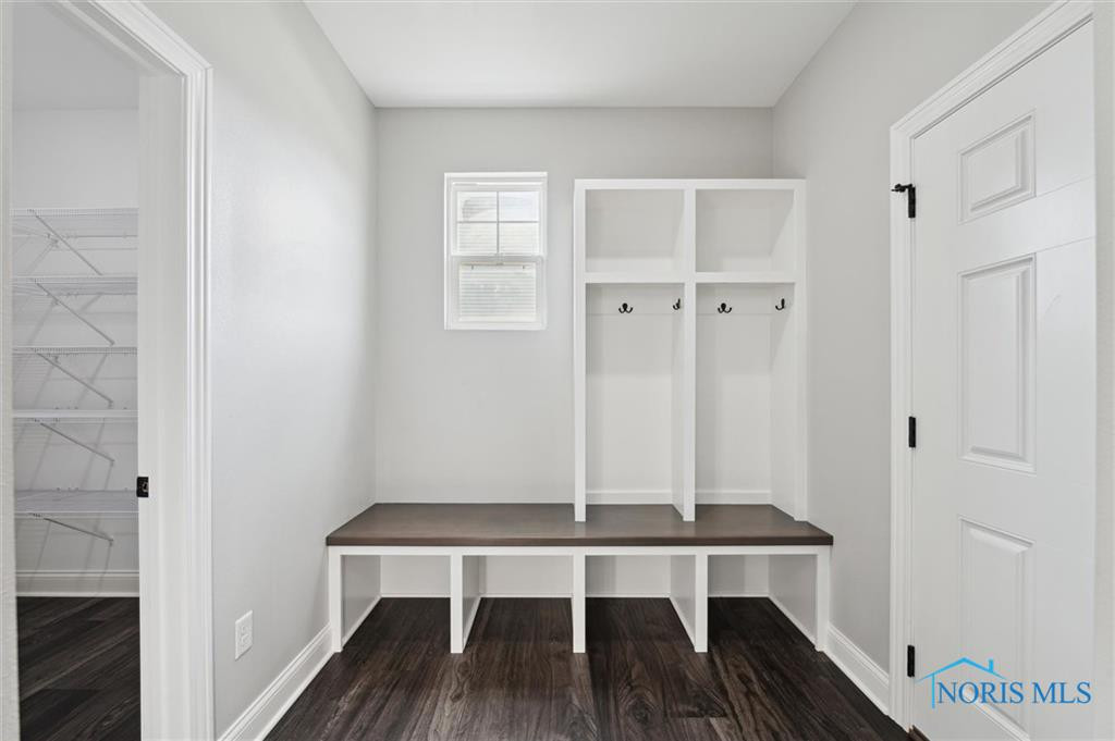 1038 Stoneleigh Road