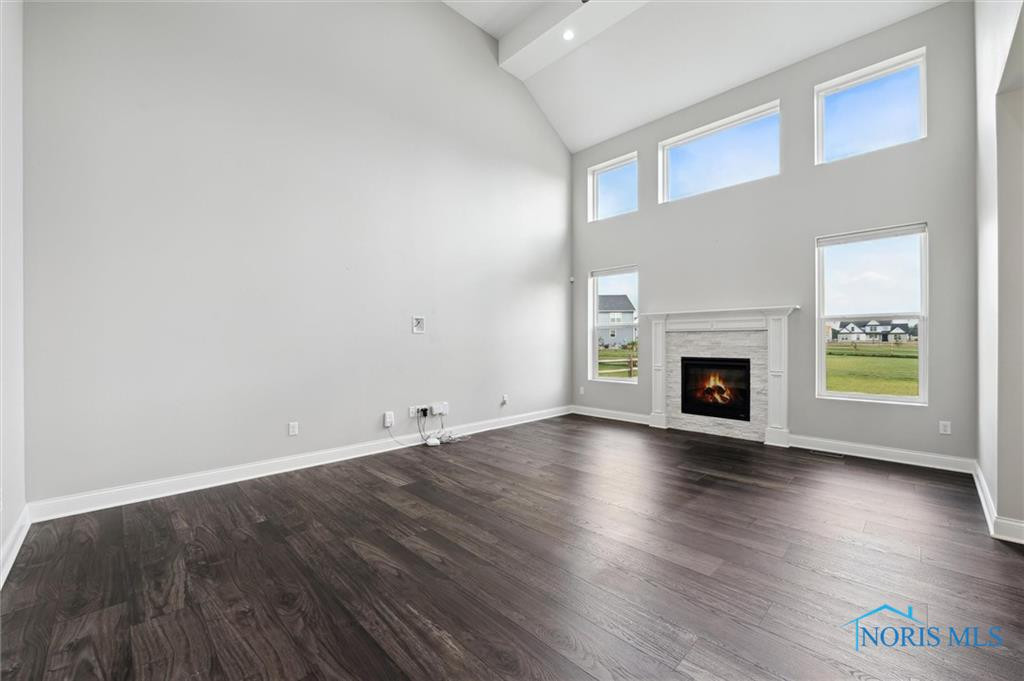 1038 Stoneleigh Road