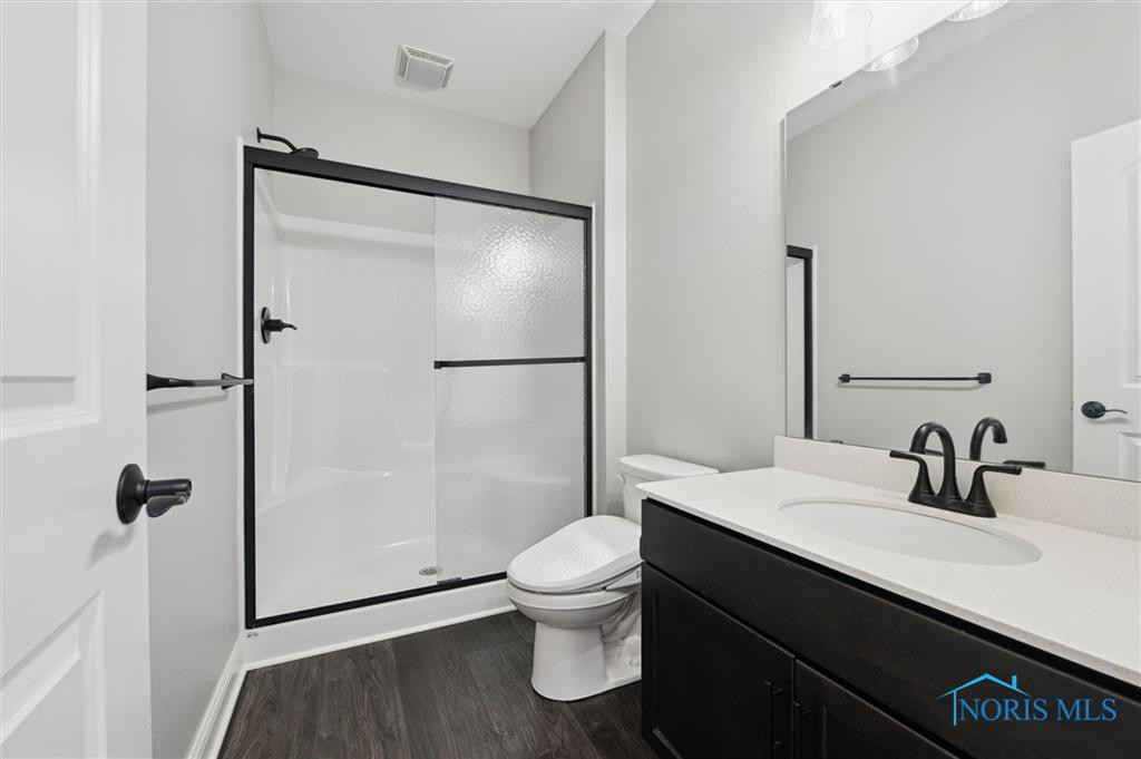 1038 Stoneleigh Road