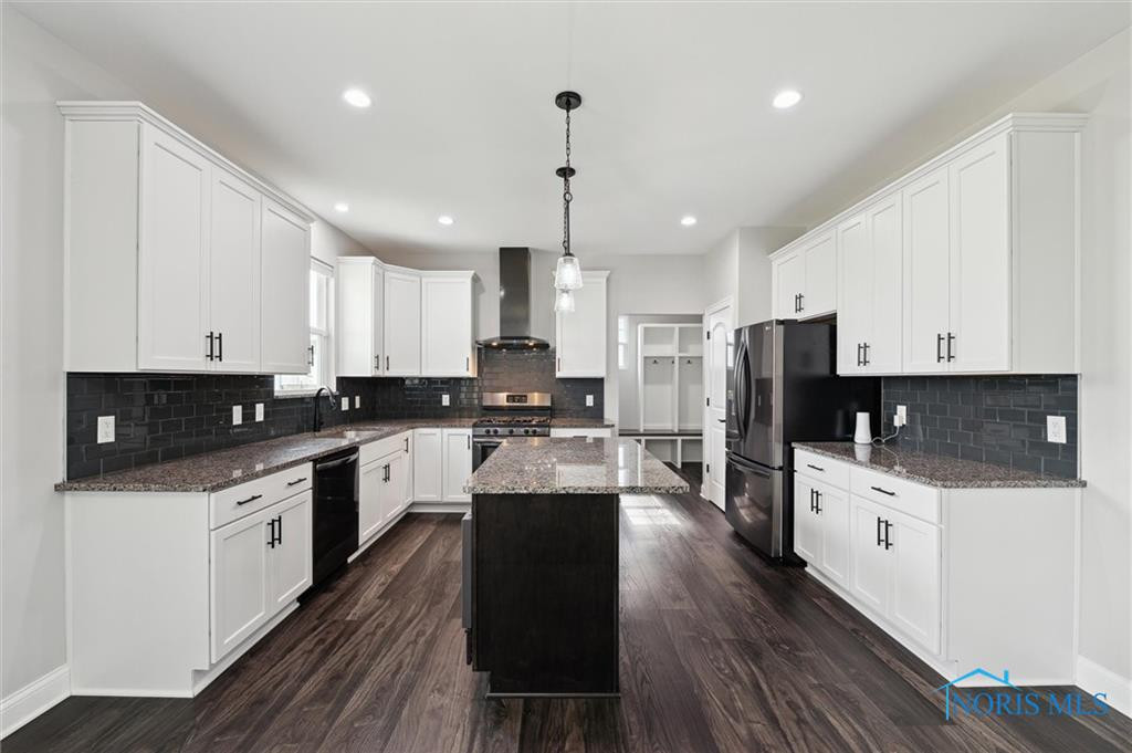 1038 Stoneleigh Road