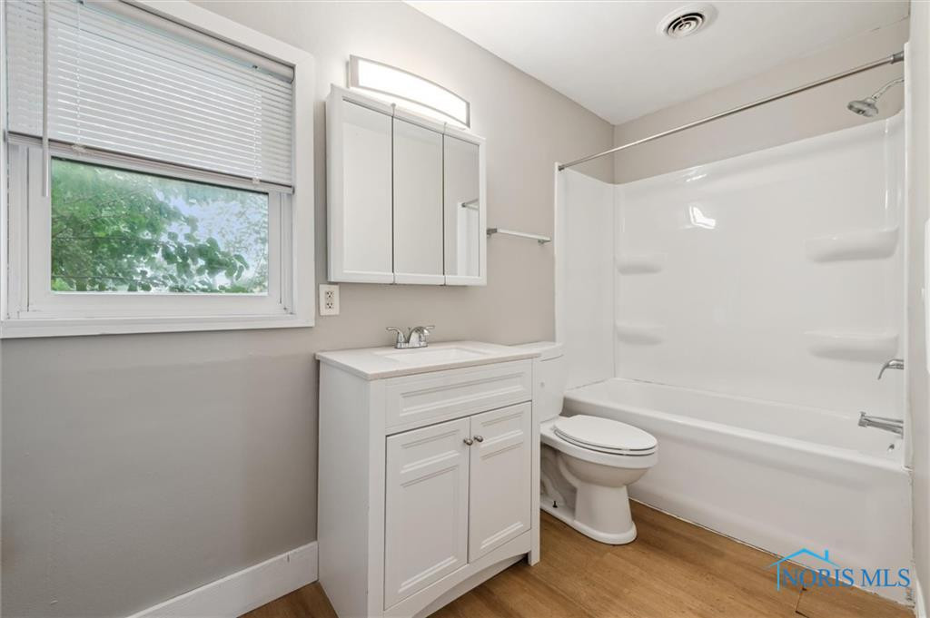 322 Valleywood Drive