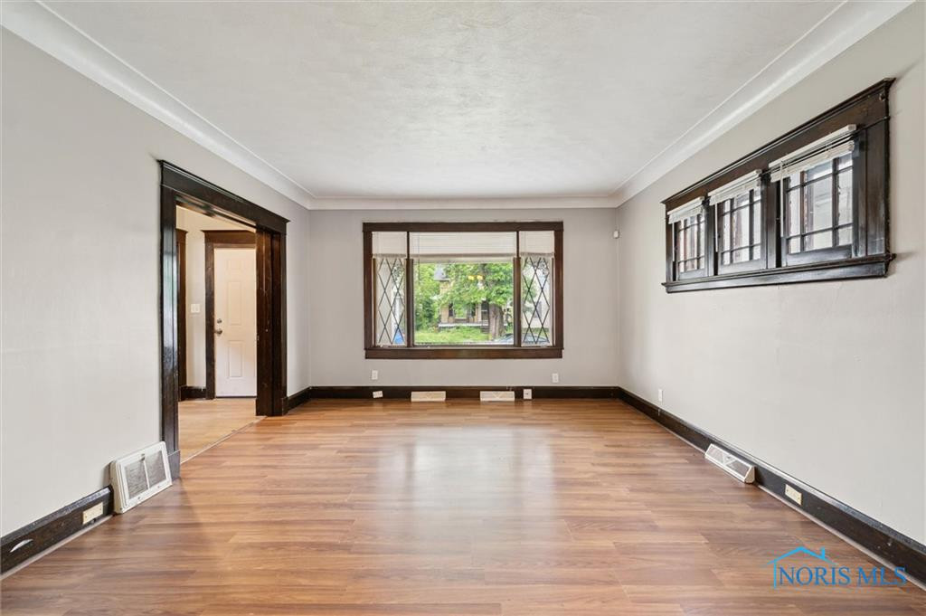 322 Valleywood Drive