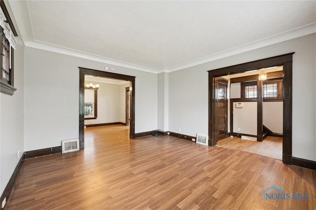 322 Valleywood Drive